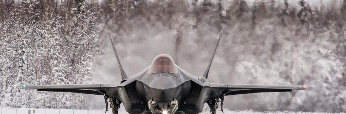 Avioane F-35 și F-16 au detectat și urmărit bombardiere Tu-95 și avioane Su-35. Rușii au folosit și un AWACS A-50 pentru a „scana” apărarea antiaeriană aliată din Alaska