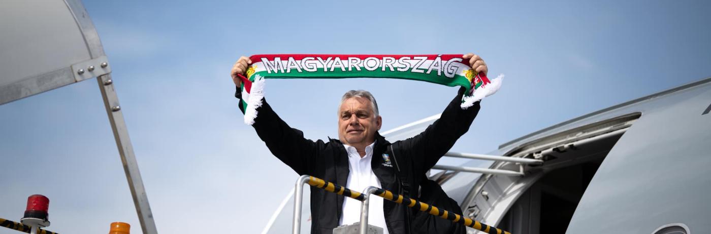 Cum este dezmembrată şi ultima fărâm de democrație rămas în Ungaria: Maşina de propagandă a Rusiei pune umărul la susţinerea lui Orban