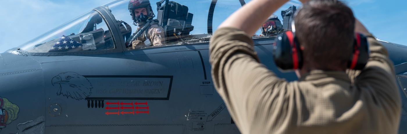 Protocolul de salvare în luptă activat deasupra Iranului: Cum au reușit elicopterele HH-60G să localizeze și să extragă un pilot american de F-15