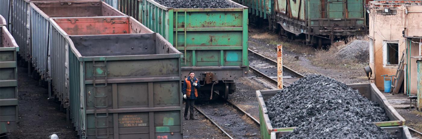 Datele reale ale economiei ruse: Scăderea cu 13% a transportului feroviar contrazice statisticile oficiale de la Moscova