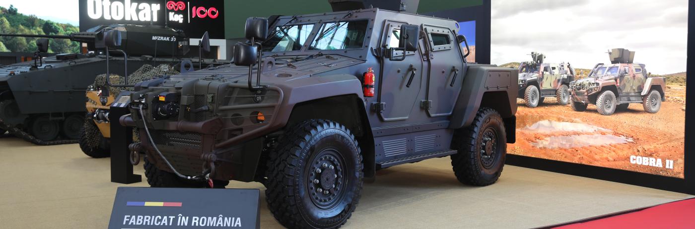 Premieră: Primul Cobra II fabricat în România. Este expus primul blindat 4x4 care deschide producția Cobra II „made in Romania”