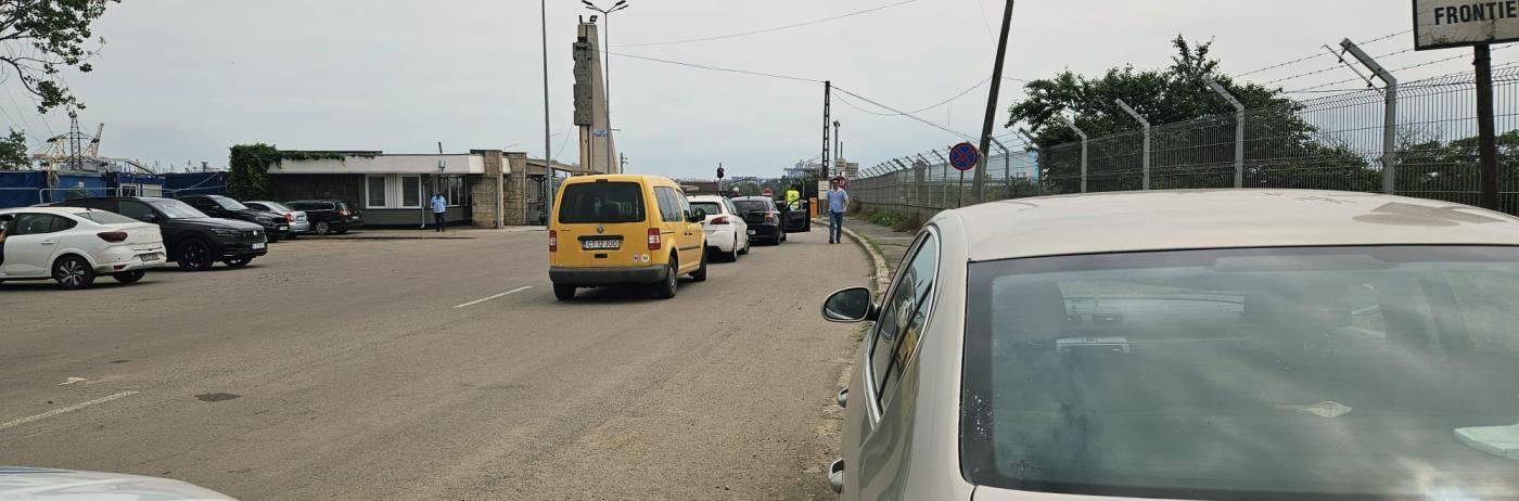 O dronă navală s-a autodetonat în Portul Constanța; nu sunt victime. Raed Arafat: Ar putea să existe şi alte drone