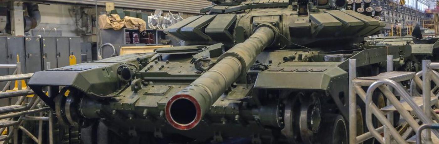 Epuizarea rezervelor strategice: Rusia ar avea sub 900 de tancuri de luptă operaționale în depozitele militare