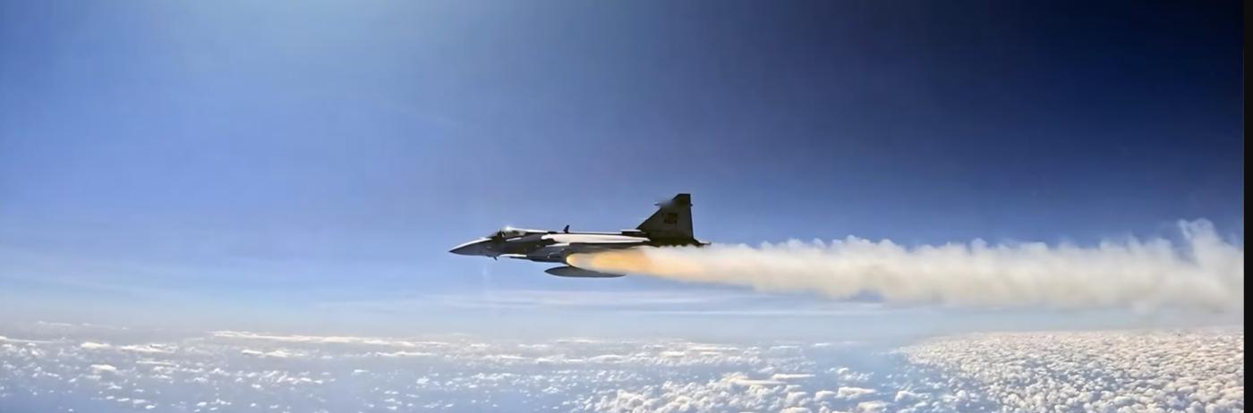Meteor va fi o bătaie de cap pentru ruși: Ucrainei îi e permis să lanseze de pe Gripen rachete Meteor pentru a lovi avioane și bombardiere în interiorul Rusiei