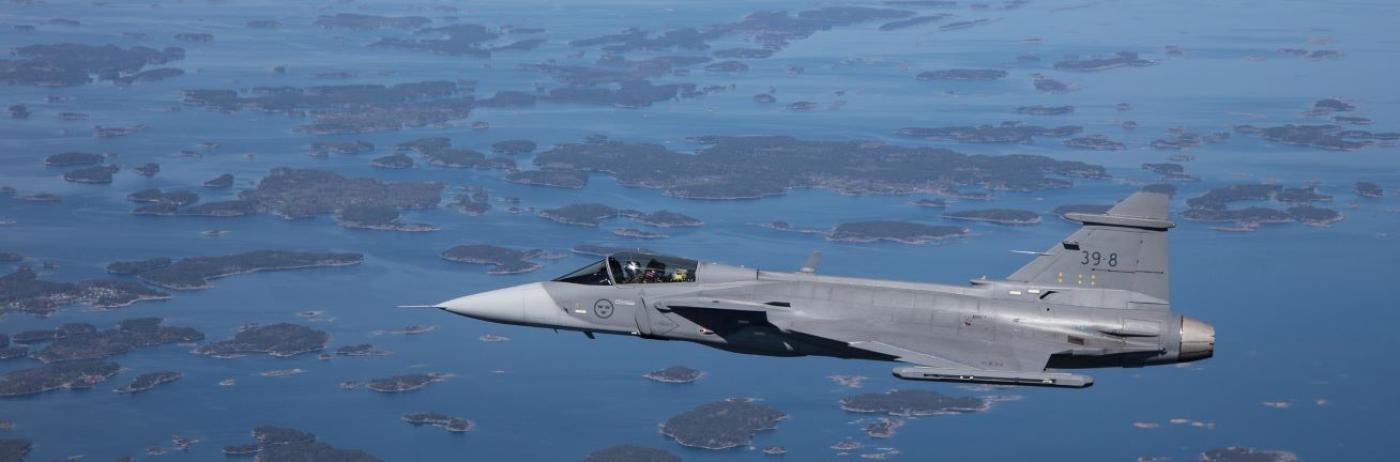 Avioanele JAS 39 Gripen sunt suedeze, dar 30% din ele sunt produse în altă țară. Iar asta s-a dovedit o șansă pentru Ucraina, sprijinul în achiziția de avioane fiind mai mult decât filantropie