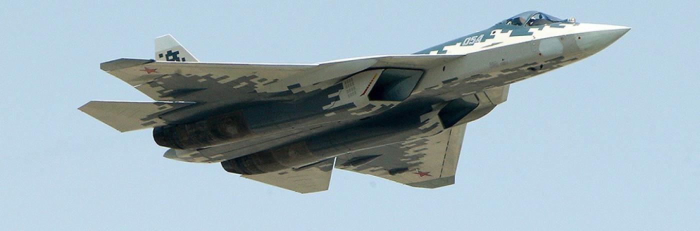 Rușii sunt încrezători că vor bifa a doua țară care cumpără avioane Su-57, dar există o problemă: Chinezii cu J-35 par să le fi luat fața