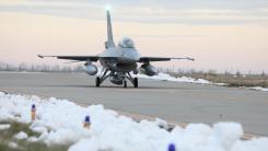 Avioane F-16 ale României, în Groenlanda? Președintele Nicușor Dan spune că România ar putea participa la misiuni de poliție aeriană în Groenlanda