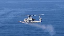 Red Wolf e noua rachetă prin care SUA vor să schimbe regulile jocului. Ce știm despre Red Wolf, lansată deja de elicoptere AH-1Z Viper