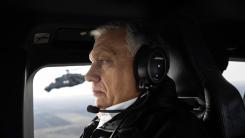 Orban prezintă alegerile parlamentare din aprilie ca o alegere între „război și pace”