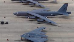 Supărate pe Europa, continentul devine o bază de bombardierele B-1B și B-52 ale SUA. Numărul uriaș de bombardiere americane dislocate în Marea Britanie