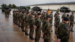 Berlinul clarifică: Germanii nu au nevoie de permise militare pentru șederi îndelungate în străinătate