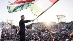 Europa a răsuflat ușurată după victoria Tisza. Prima reacție a Kremlinului la rezultatele alegerilor din Ungaria