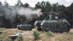 Premieră în istoria militară: Pentru prima dată o poziție rusă a fost capturată doar cu roboți și drone, fără infanteriști. Rușii s-au predat, la propriu, roboților