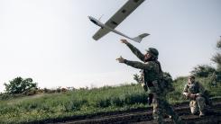 „Silicon Valley a războiului”. Pentagonul a trimis militari în Ucraina pentru schimb de experiență în domeniul dronelor