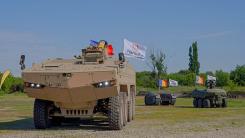 BSDA 2026: Conglomeratul sud-coreean Hanwha Aerospace propune transportorul blindat modular Tigon 8x8