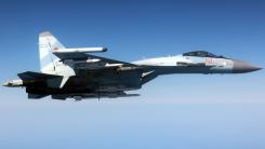 Încordare deasupra Mării Negre: Avioane de vânătoare rusești au efectuat “manevre periculoase și inacceptabile” la doar câțiva metri de un avion de cercetare britanic