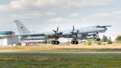 Dronele Ucrainei și-au trecut în cont o nouă „victimă”: Două avioane ruse Tu-142. De ce e Tu-142 un avion „rar”