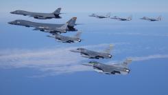 SUA reduc numărul de nave și avioane din Europa. Va fi scăzut numărul de avioane F-16, cel al bombardierelor încă nu e confirmat