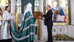 Frontul din altare în R. Moldova: Crucea, epoleții și războiul hibrid