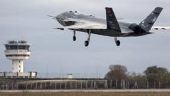 Pentru prima dată o dronă cu reacție KIZILELMA a executat un atac cu o rachetă balistică JET-230. Turcia surprinde lumea din nou