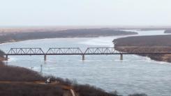 Rusia și Coreea de Nord finalizează primul pod rutier direct dintre cele două țări, suspectat a fi un coridor militar deghizat