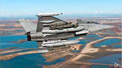 Un avion francez Rafale a doborât o dronă în Letonia. Și alții trag cu rachete scumpe aer-aer în drone, nu doar F-urile României