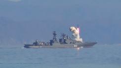 Pentru că nu mai au curaj să iasă pe mare, rușii lansează rachetele de croazieră Kalibr direct din portul Novorossiysk. La ce pericole se expun?