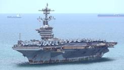 USS Abraham Lincoln pare să fi trecut prin iad după 286 de zile de activitate: Cât de uzat s-a întors din misiune portavionul american