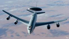 Ochii din cer de deasupra Mării Negre a unui avion E-3F AWACS. Franța a dus greul unei misiuni complexe în regiune