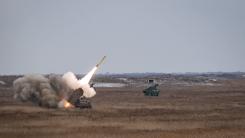 Franța va lovi la distanță cu noile sisteme THUNDART. HIMARS american și Chunmoo coreean au „pierdut” în fața artileriei grea locale