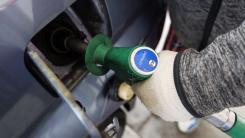 SUA amenință Europa cu restricții la exportul de motorină dacă nu își eliberează rezervele strategice. Franța propune un compromis, Germania rezistă