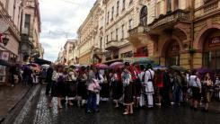 Ucraina a adoptat măsuri suplimentare pentru drepturile educaționale ale minorităților, inclusiv române. Ambasada Ucrainei în Românie prezintă noile măsuri