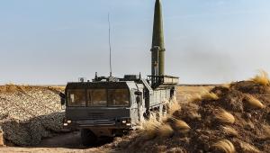 O bază de rachete Iskander din Crimeea, lovită cu UAV-uri. Dronele ucrainene au lovit și rafinăriile de lângă Ural