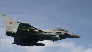 Avioane, echipate cu rachete ”anti-dronă”. Britanicii au făcut pasul cu perechea Eurofighter-APKWS. Ce variante ieftine mai are Europa