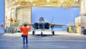 Moment istoric pentru Polonia: Primele F-35 poloneze au ajuns în țară după 6 ani de așteptare. Acum e rândul României să aibă răbdare
