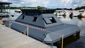 Atât se poate acum. Rusia prezintă platforma flotantă experimentală "Plot-40" pentru apărarea bazelor navale împotriva dronelor navale