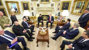I-a convins Zelenski pe oamenii lui Trump că Ucraina are cărțile în războiul cu Rusia?