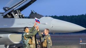 Sfârșitul dependenței de vecini: Slovacia preia controlul exclusiv al spațiului aerian cu noile F-16 Block 70