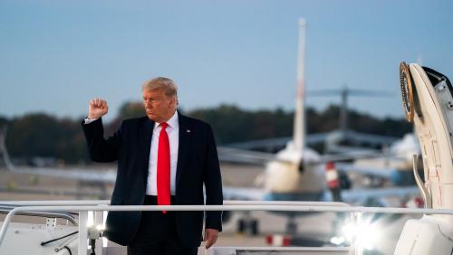 „Națiuni în descompunere”: Donald Trump lansează cel mai virulent atac de până acum la adresa Europei și a liderilor săi