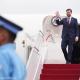 JD Vance a ajuns în Elveția pentru a începe negocierile cu Iranul, într-un moment în care Washingtonul și Teheranul se contrazic pe situația din Strâmtoarea Ormuz