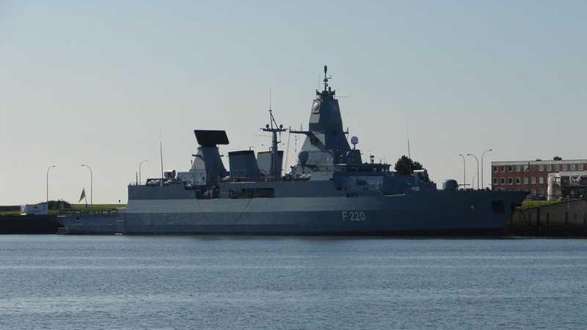 fregata_nava_razboi_31105000