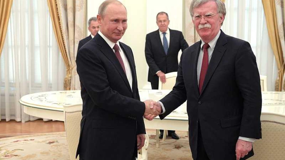 putin_bolton_80569000