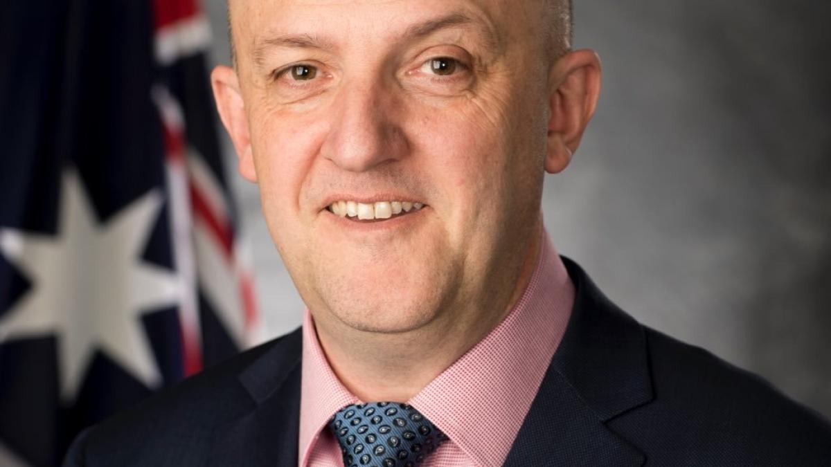 mike_burgess_62116400