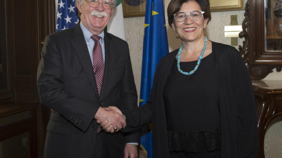 john_bolton_si_elisabetta_trenta_93231000