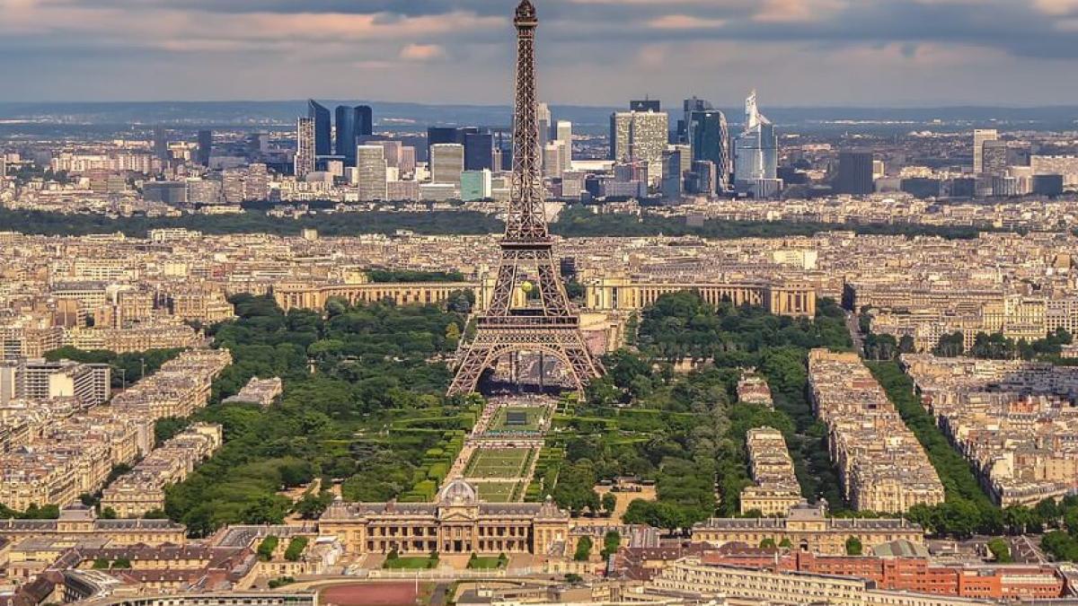 paris_turnul_eiffel_07087300