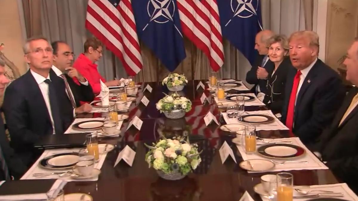 trump_stoltenberg_51184300