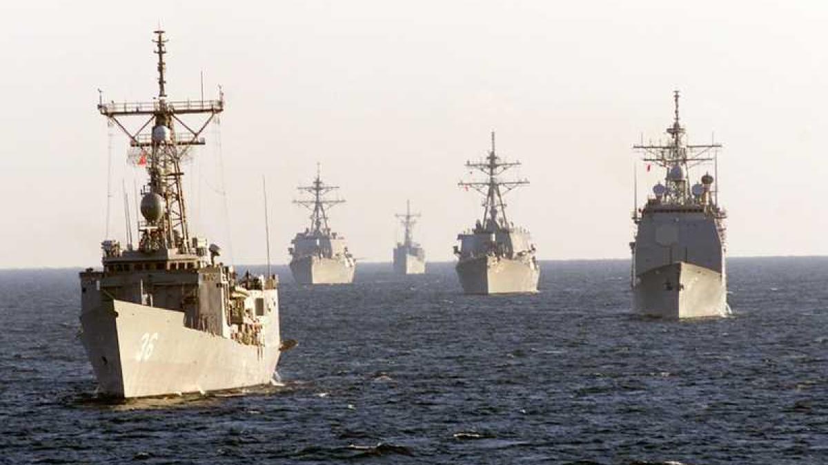 vase_razboi_nave_ocean_42879400