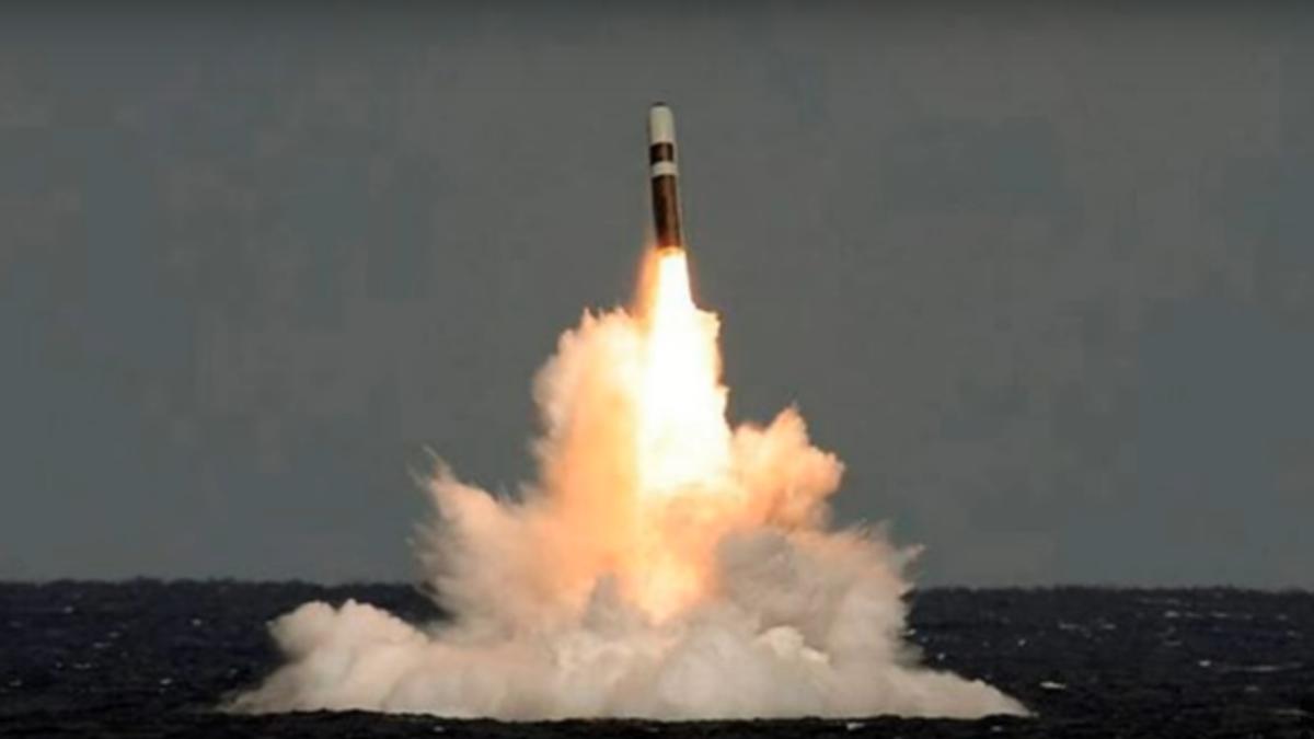 racheta_balistica_43781200