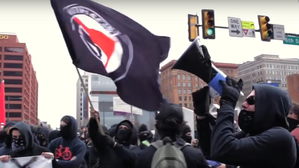 antifa_84733700