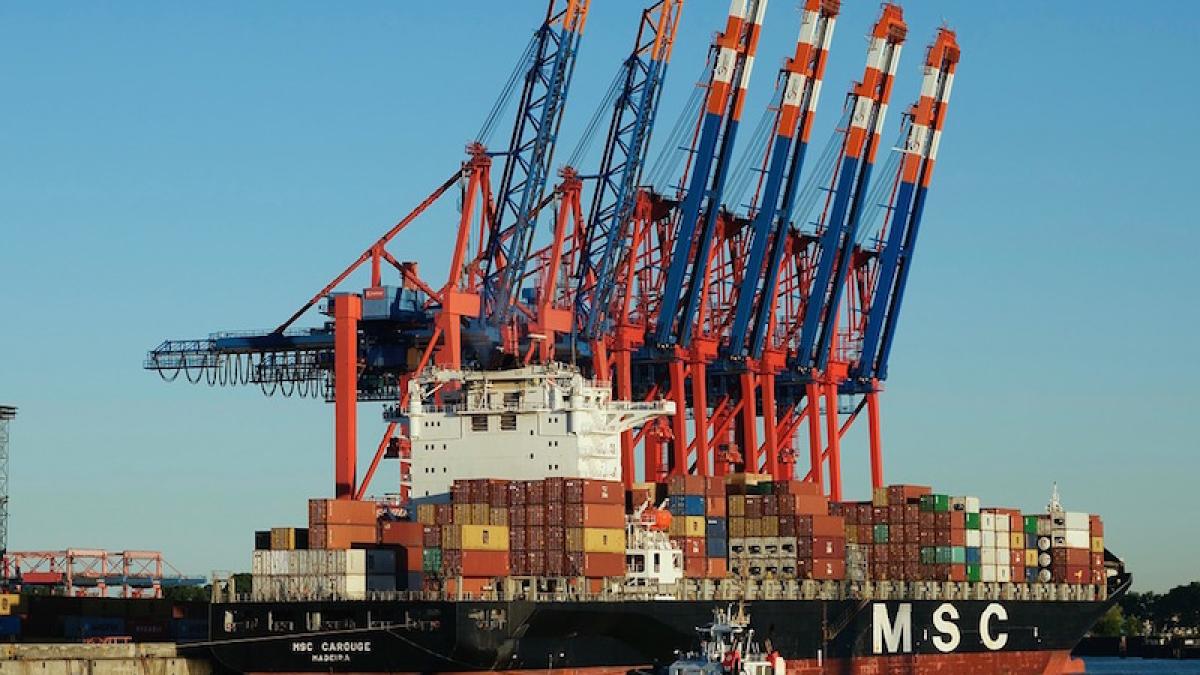 containere_port_comert_39079600